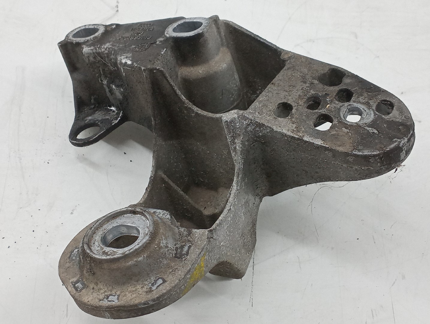 Apoio de motor AUDI A4 (8D2, B5) | 94 - 01 Imagem-2