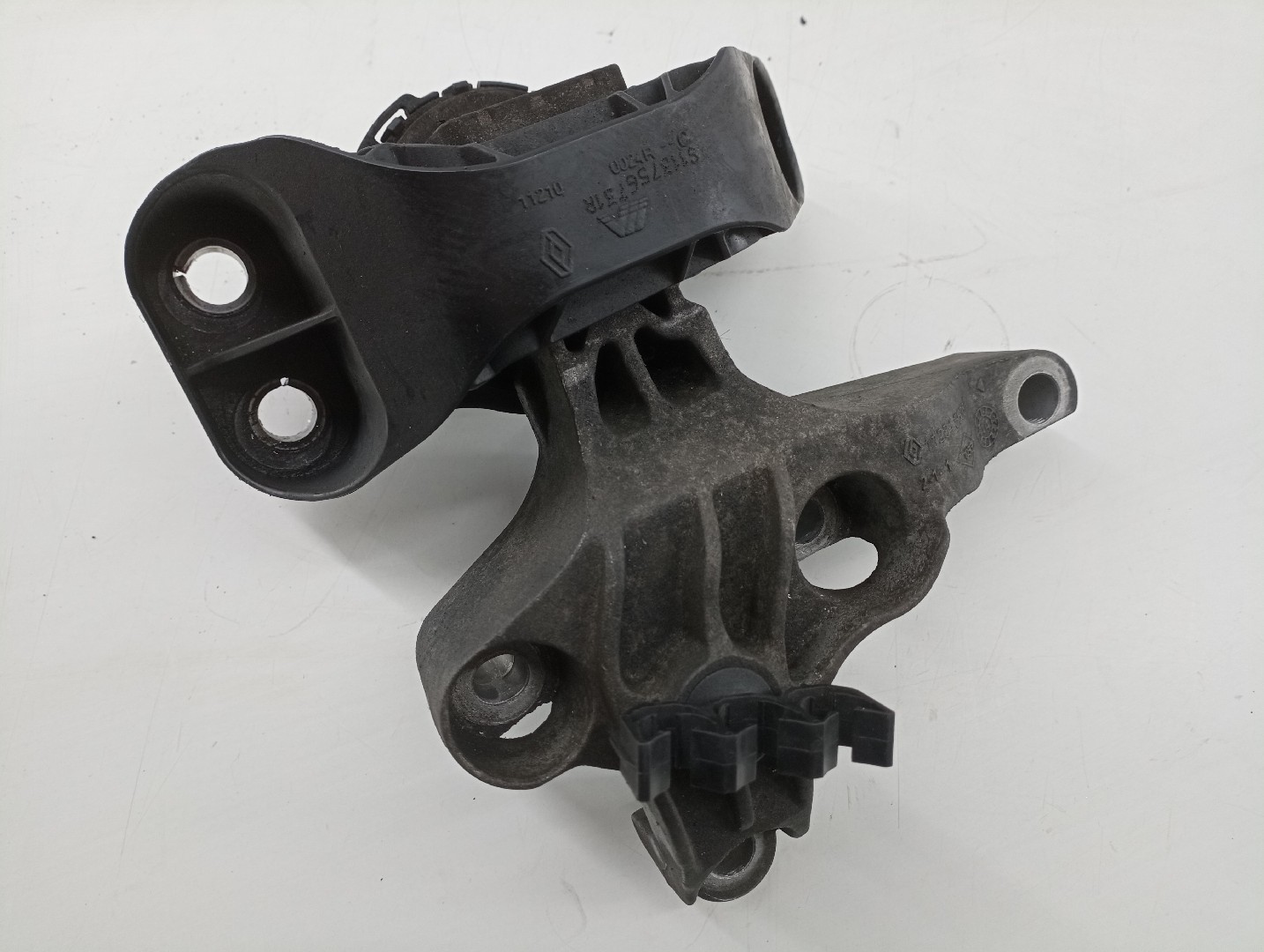 Soporte del motor RENAULT CAPTUR I (J5_, H5_) | 13 - 