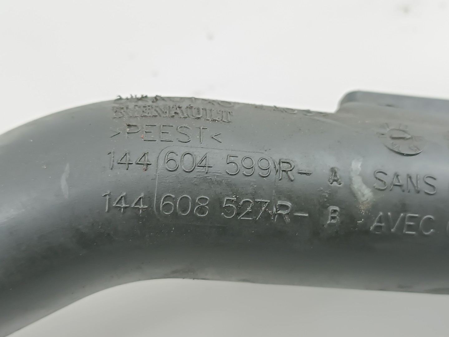 Tubo / Duto de admissão RENAULT CAPTUR I (J5_, H5_) | 13 -  Imagem-1