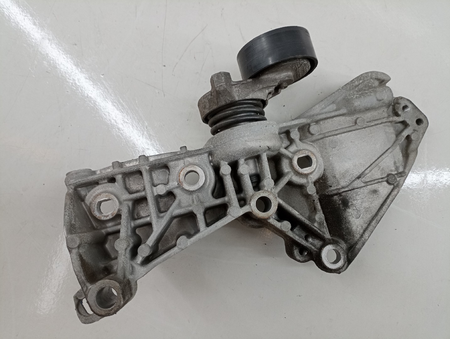 Suporte De Alternador RENAULT CAPTUR I (J5_, H5_) | 13 -  Imagem-2