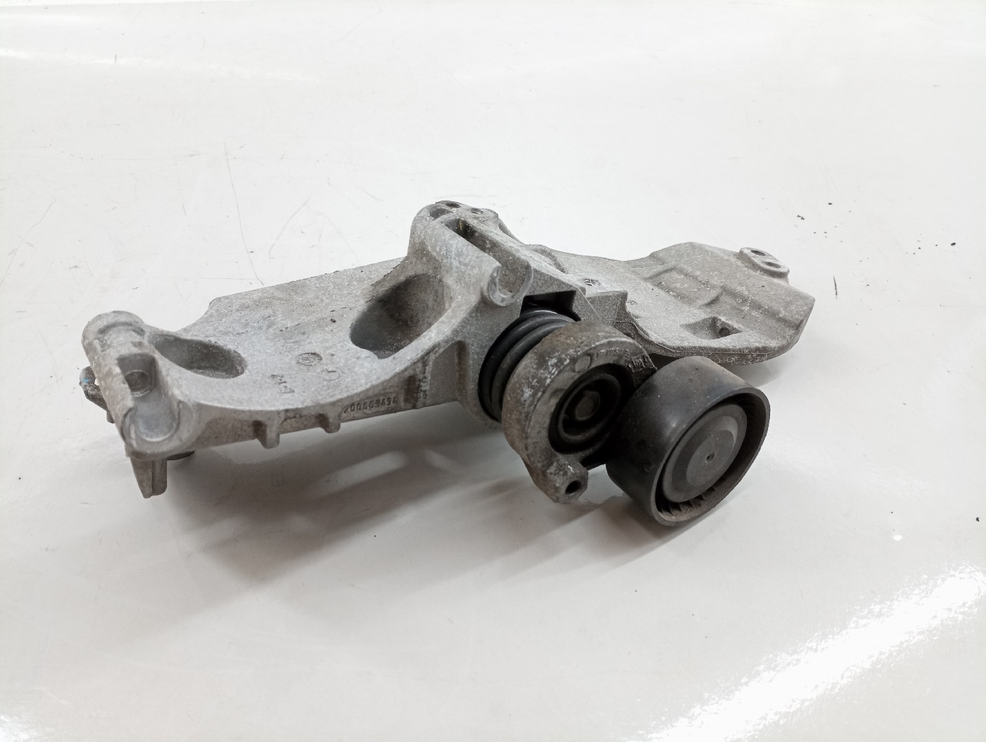 Suporte De Alternador RENAULT CAPTUR I (J5_, H5_) | 13 -  Imagem-1