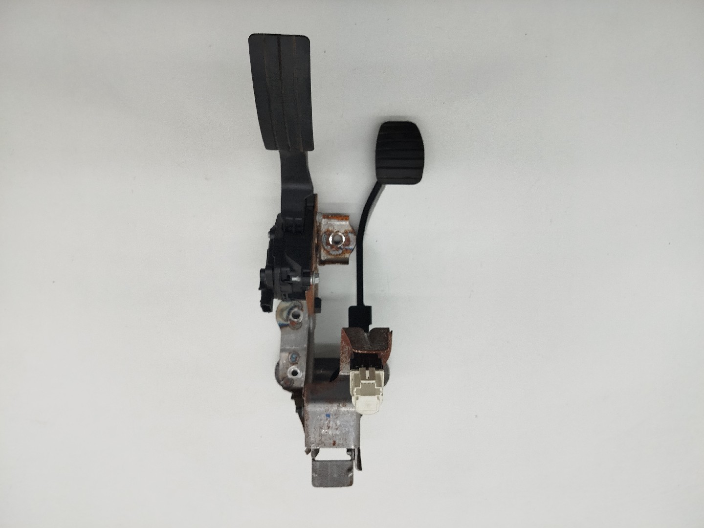 Pedal acelerador e travão RENAULT CAPTUR I (J5_, H5_) | 13 - 