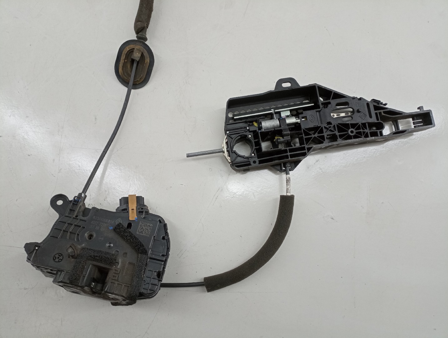 Fecho da Porta Frente Direito RENAULT CAPTUR I (J5_, H5_) | 13 -  Imagem-4