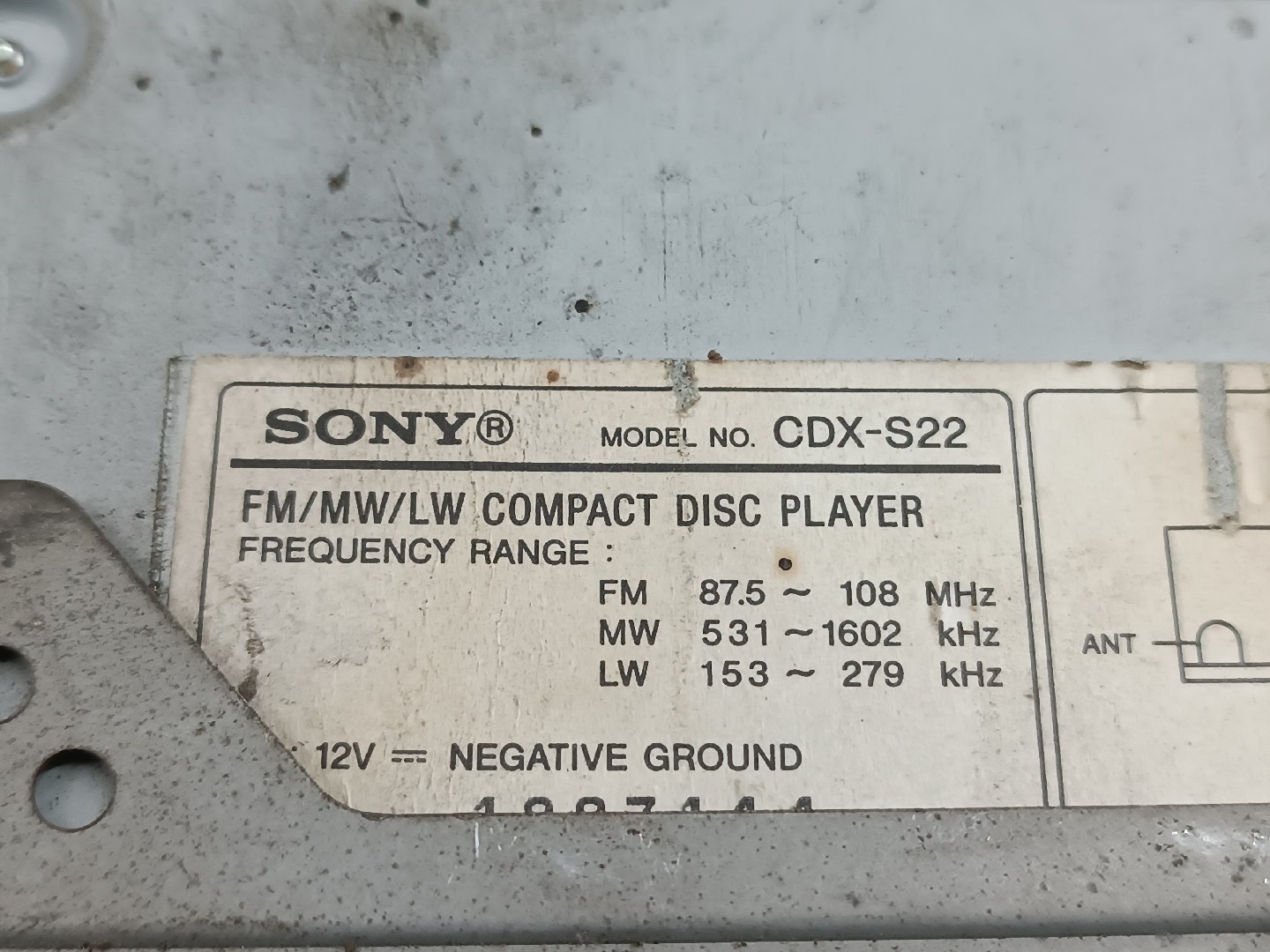 Auto-Rádio Universal Universal Imagem-1