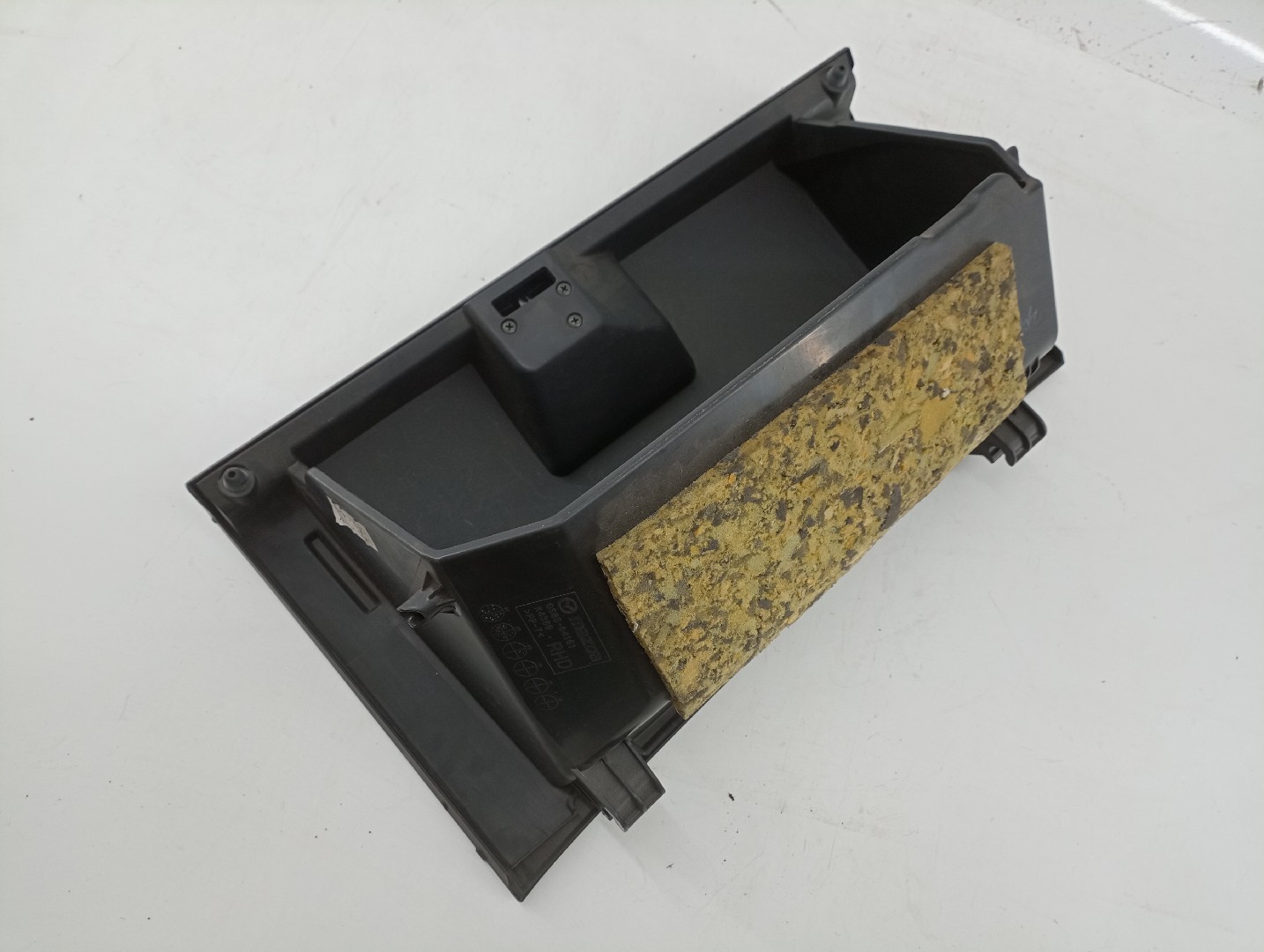 Porta luvas MAZDA 6 Hatchback (GH) | 07 - 13 Imagem-2