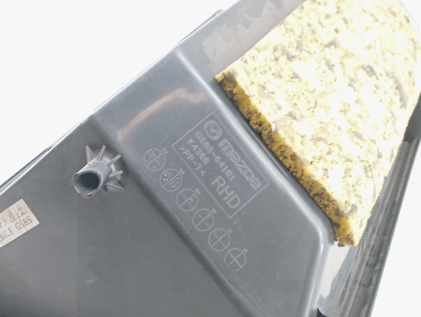 Porta luvas MAZDA 6 Hatchback (GH) | 07 - 13 Imagem-1