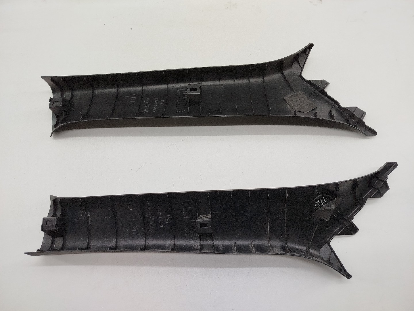 Moldura de pilar A NISSAN JUKE (F15) | 10 -  Imagem-4