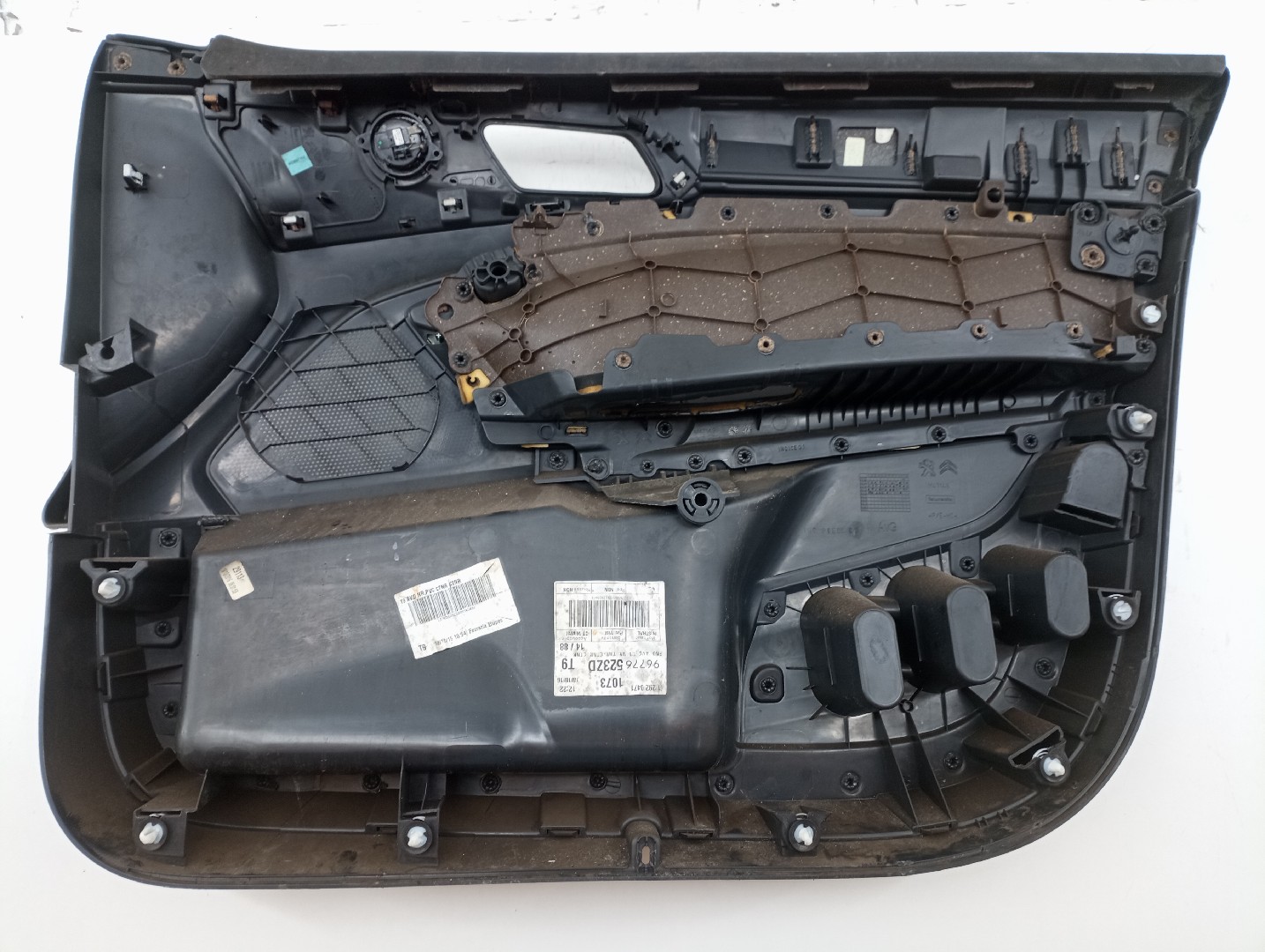 Quartela de porta frente esquerda PEUGEOT 308 SW II | 14 - 