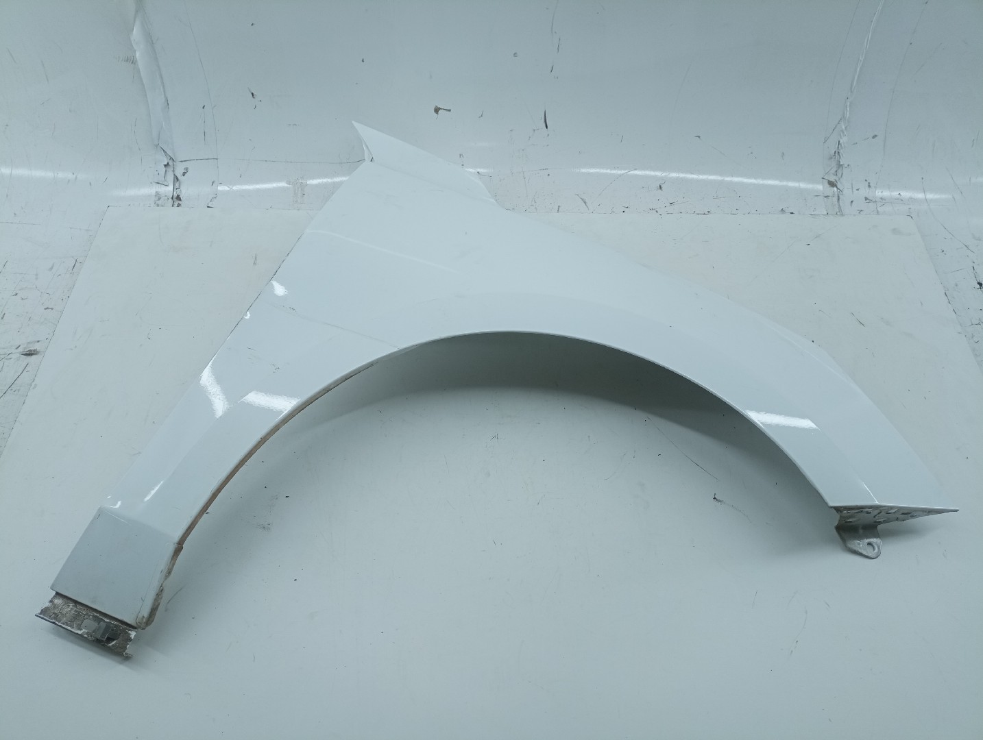 Guarda Lamas Direito FORD FOCUS IV Turnier (HP) | 18 - 