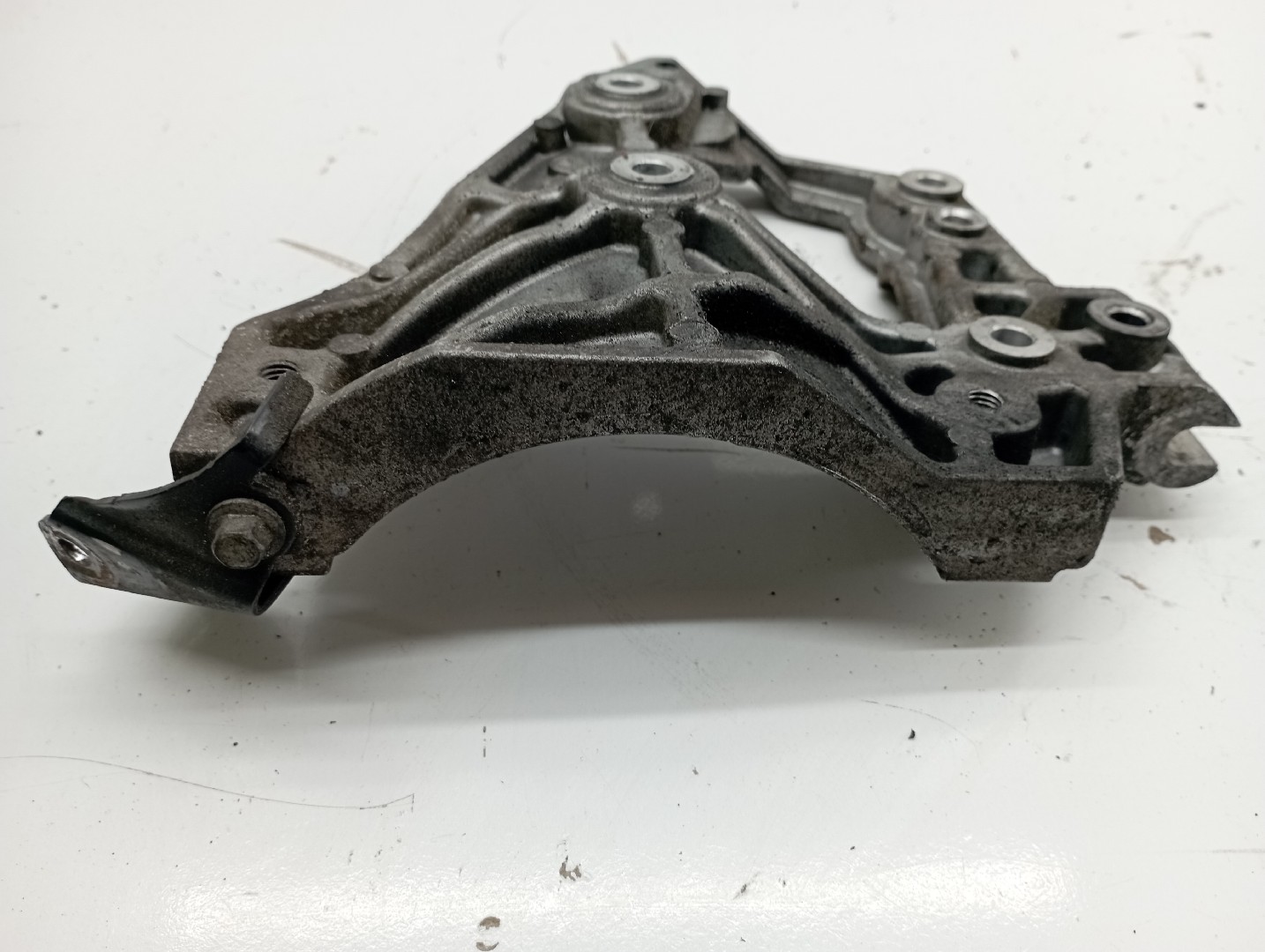 Suporte de Compressor de Ar Condicionado FORD FOCUS IV Turnier (HP) | 18 -  Imagem-3