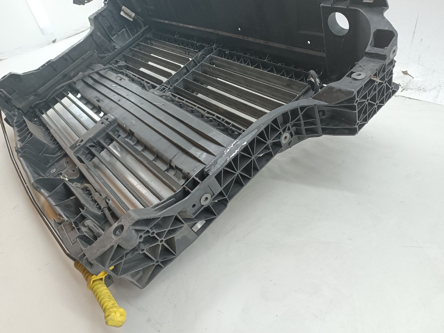 Frente em Fibra ou Chapa FORD FOCUS IV Turnier (HP) | 18 -  Imagem-4