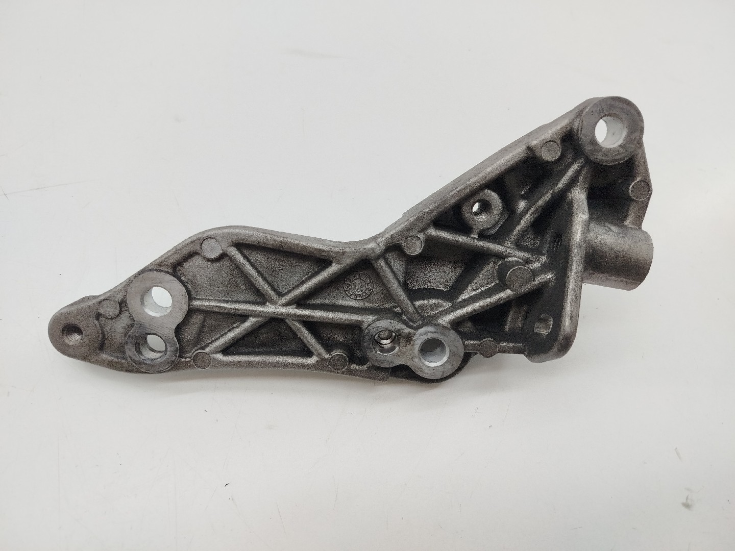 Suporte De Alternador FORD FOCUS IV Turnier (HP) | 18 -  Imagem-3