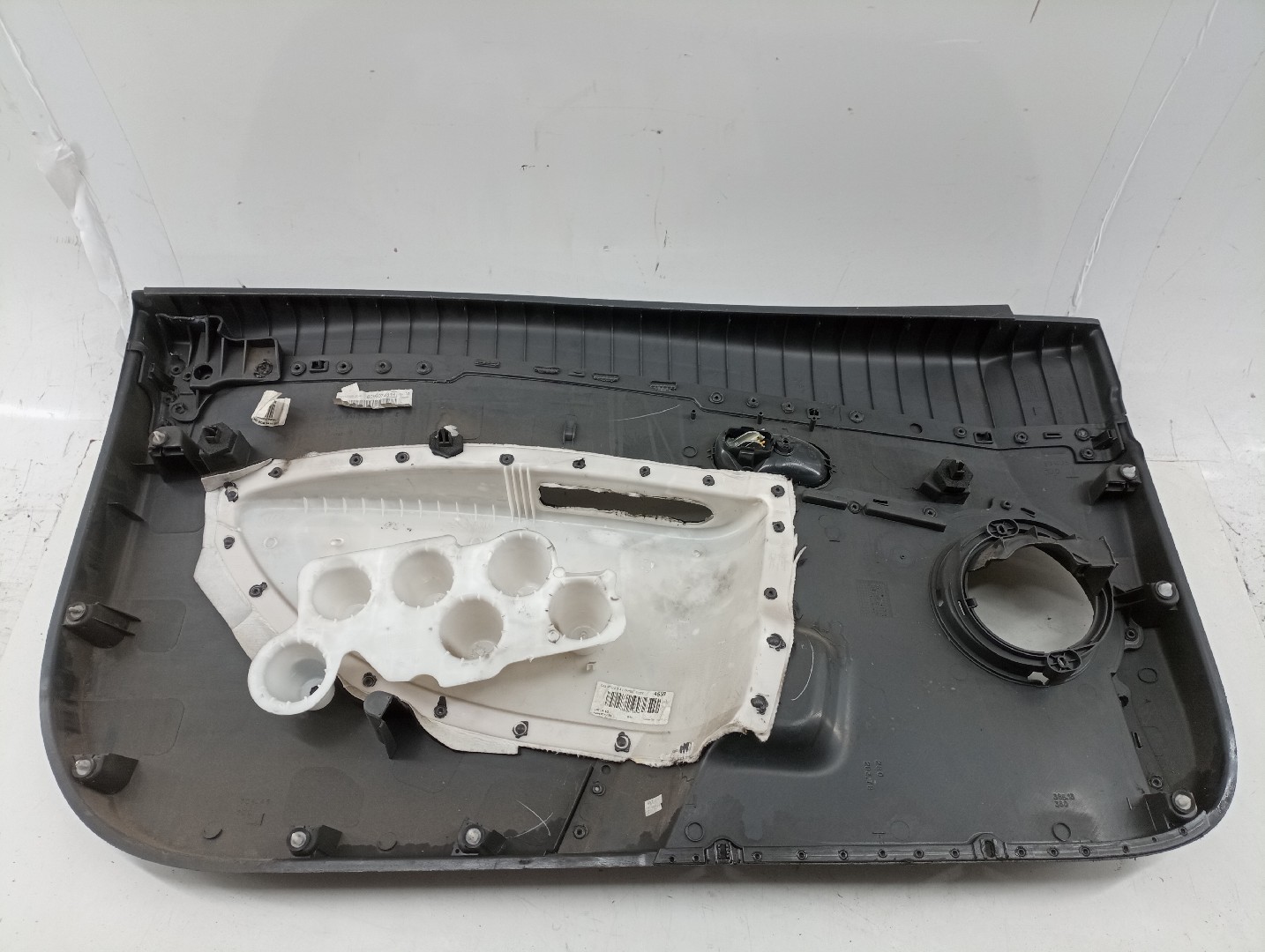 Quartela de porta frente direita RENAULT CLIO III (BR0/1, CR0/1) | 05 - 