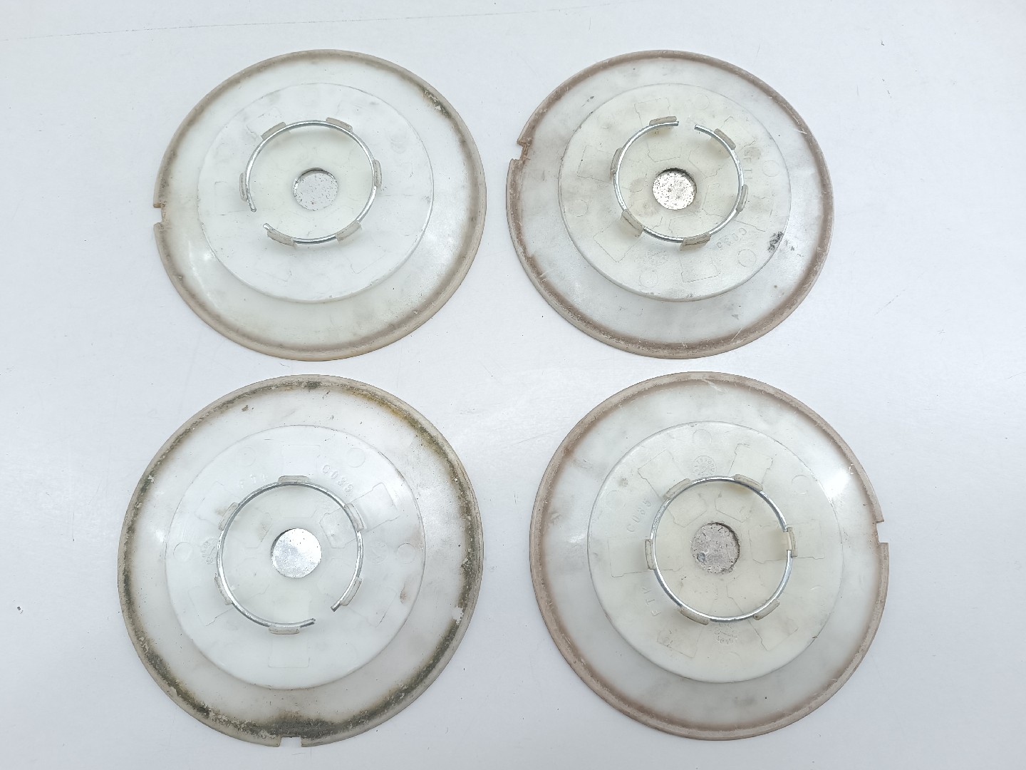 Conjunto 4 Tampões de Jantes Universal Universal