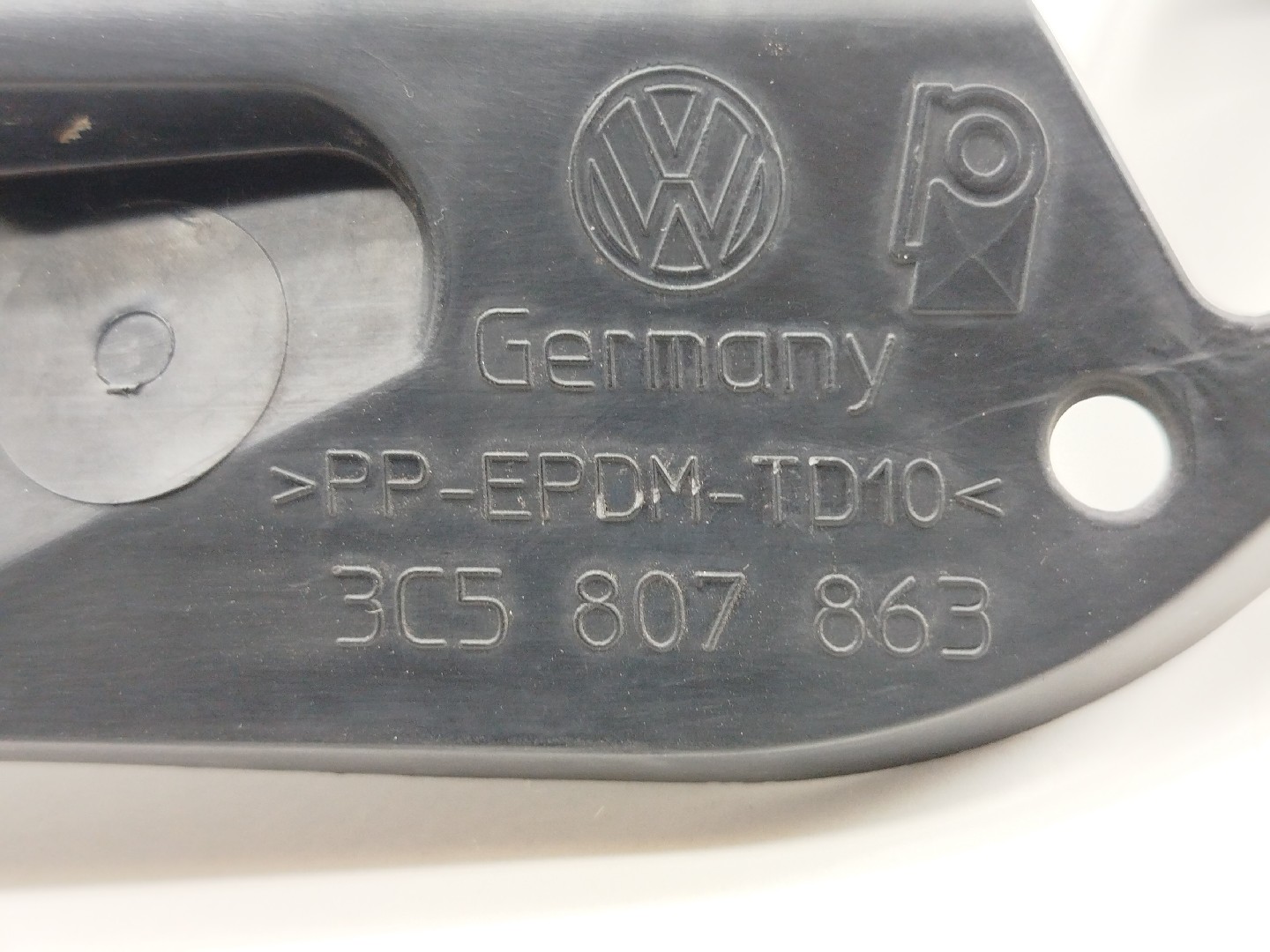 Suporte de montagem de para-choques VOLKSWAGEN PASSAT (3C2) | 05 - 10 Imagem-1