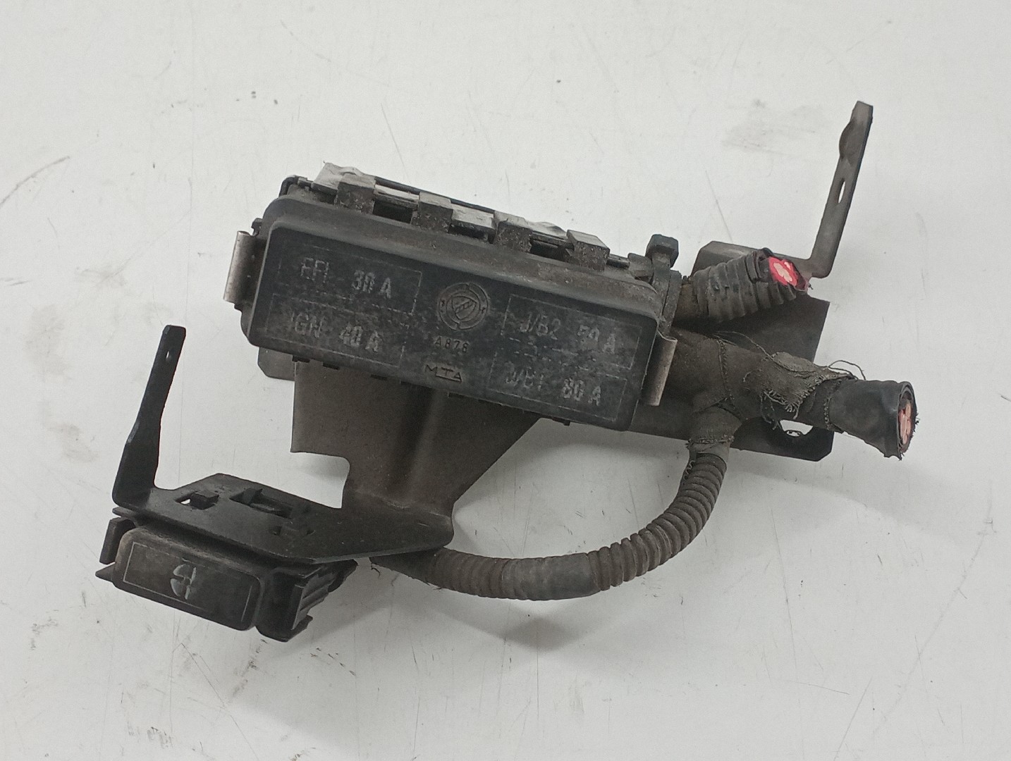 Módulo de fusíveis de bateria FIAT PUNTO (176_) | 93 - 99