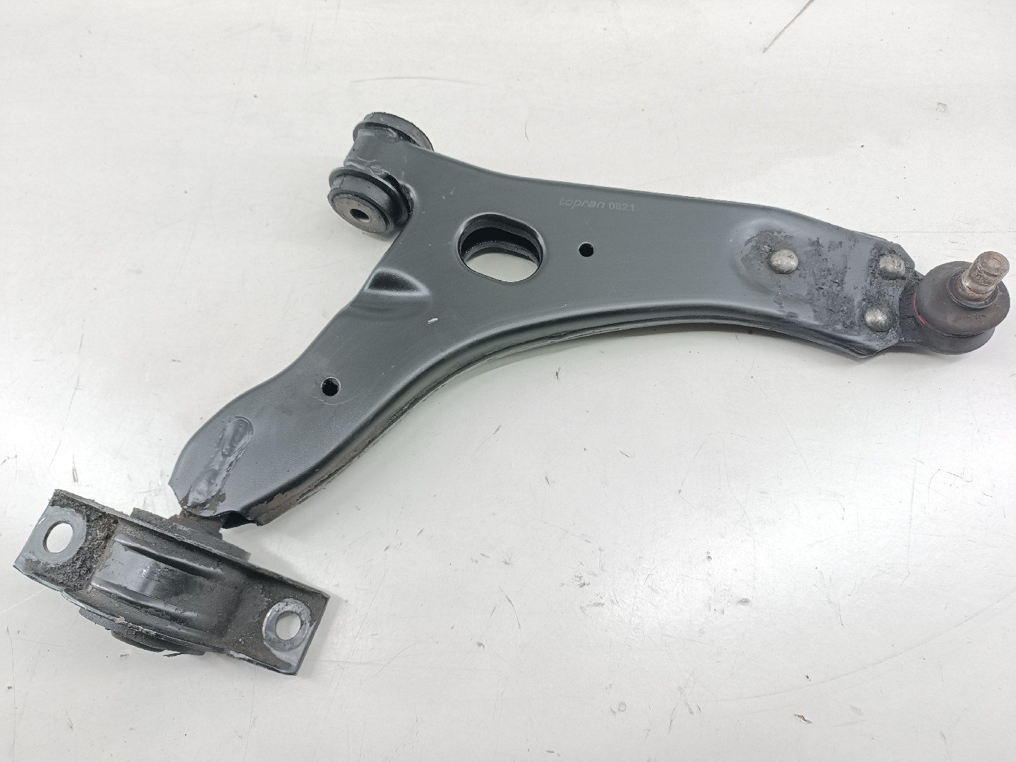 Braço de suspensão frente direito FORD FOCUS (DAW, DBW) | 98 - 09