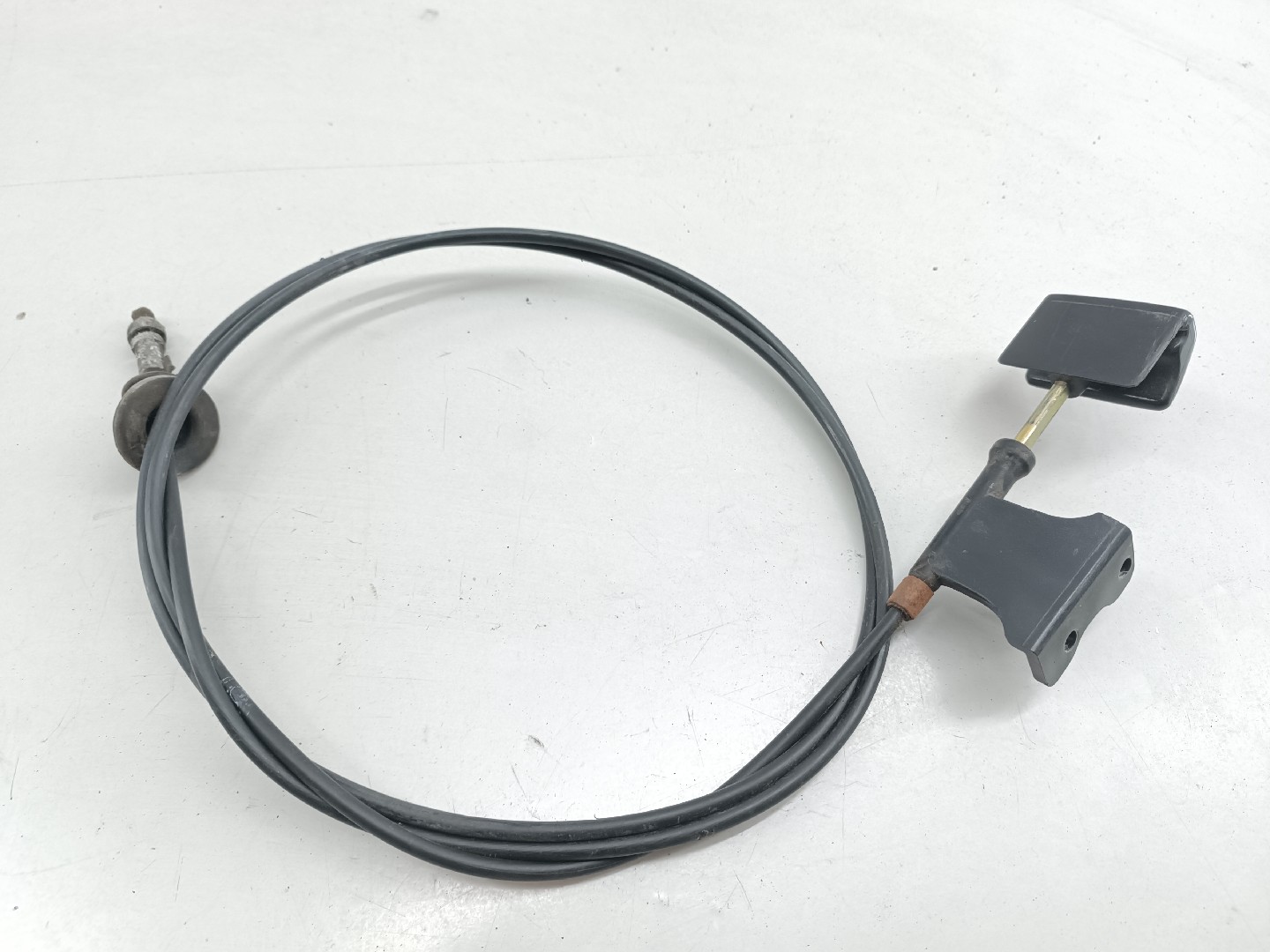 Cabo de fecho capô NISSAN SUNNY III (N14) | 90 - 96