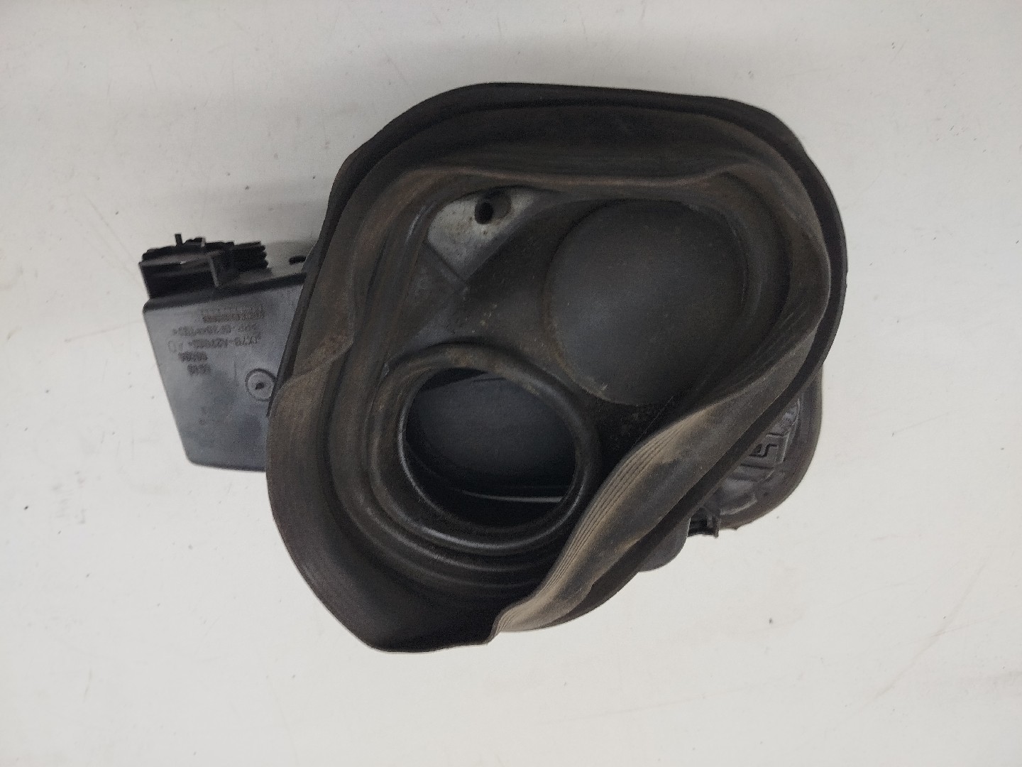 Tampa do Depósito de Combustível FORD FOCUS IV Turnier (HP) | 18 -  Imagem-1