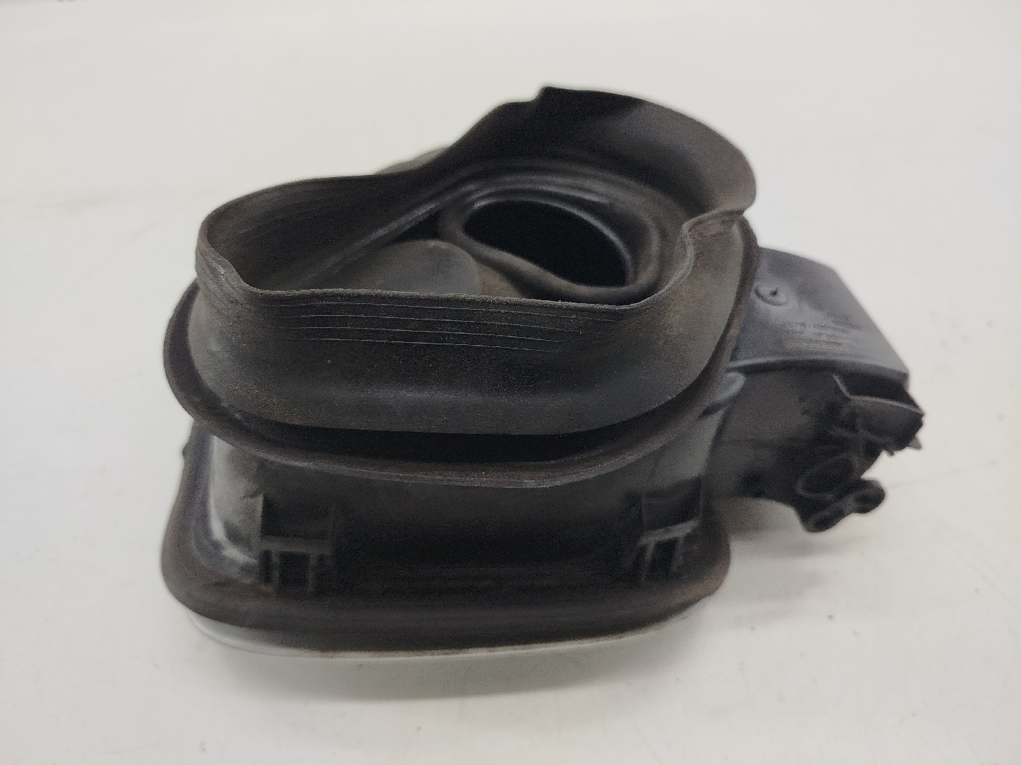 Tampa do Depósito de Combustível FORD FOCUS IV Turnier (HP) | 18 -  Imagem-3