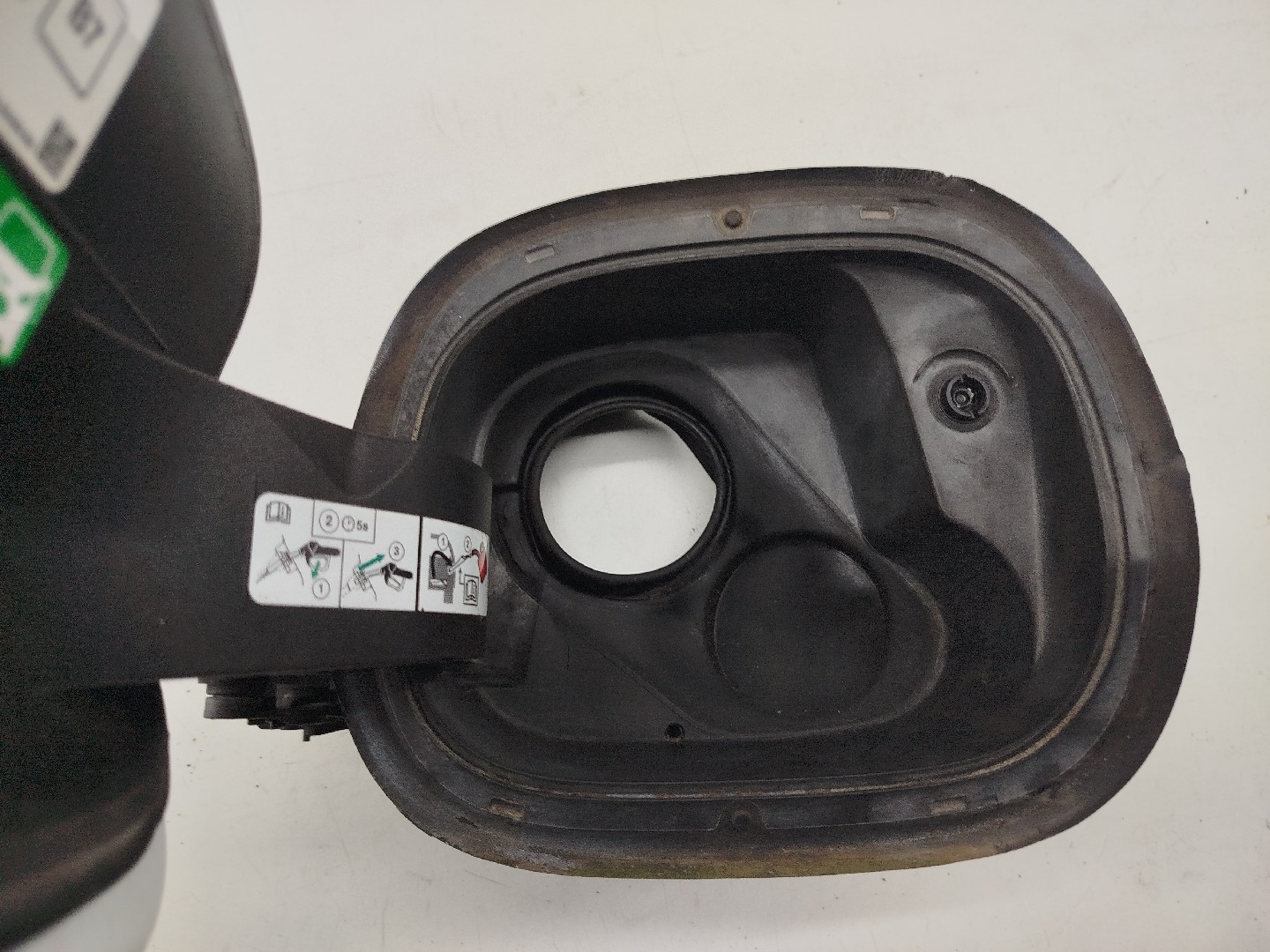 Tampa do Depósito de Combustível FORD FOCUS IV Turnier (HP) | 18 -  Imagem-7