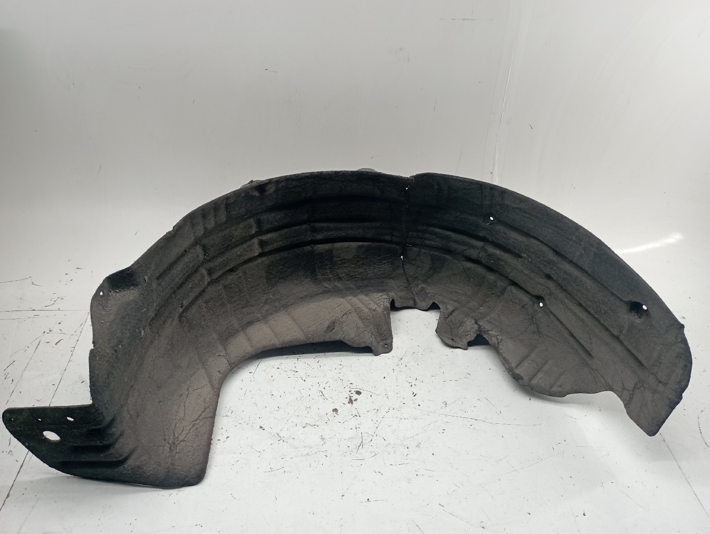 Cava de Roda Traseira Esquerda FORD FOCUS IV Turnier (HP) | 18 - 