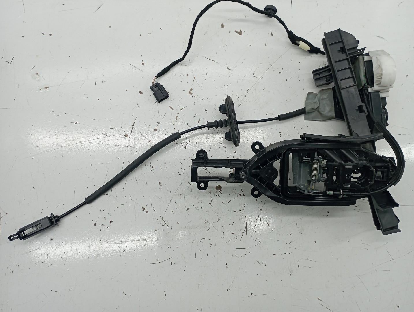 Fecho da Porta Frente Direito FORD FOCUS IV Turnier (HP) | 18 -  Imagem-1