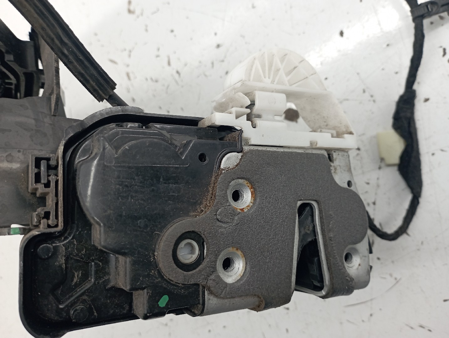 Fecho da Porta Frente Direito FORD FOCUS IV Turnier (HP) | 18 -  Imagem-2