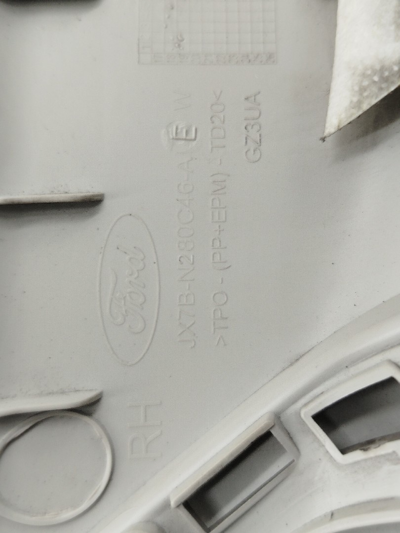 Moldura de pilar FORD FOCUS IV Turnier (HP) | 18 -  Imagem-3