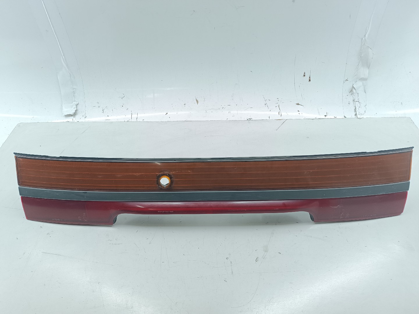 Farolim da Mala MITSUBISHI SPACE WAGON (N3_W, N4_W) | 91 - 00 Imagem-2