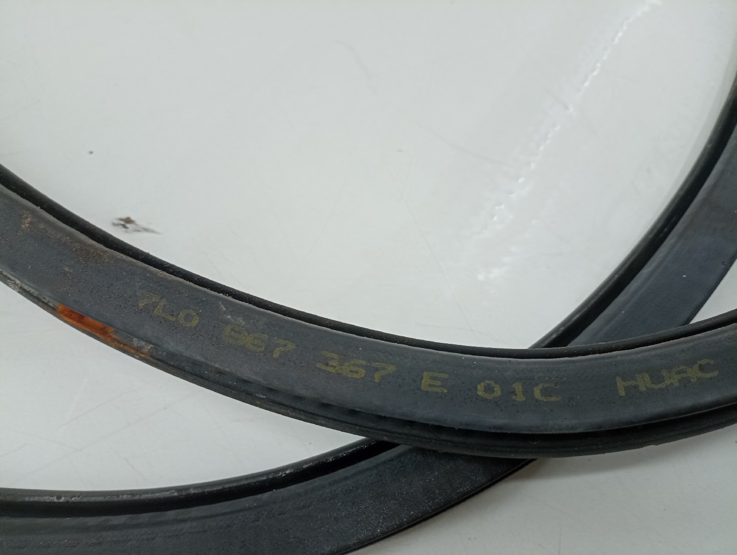 Borracha Da Porta Traseira Direita VOLKSWAGEN TOUAREG (7LA, 7L6, 7L7) | 02 - 13 Imagem-1
