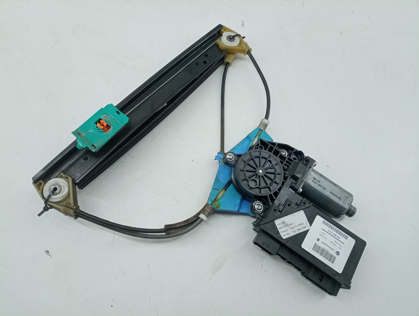 Motor e elevador de vidro trás direito VOLKSWAGEN TOUAREG (7LA, 7L6, 7L7) | 02 - 13 Imagem-4