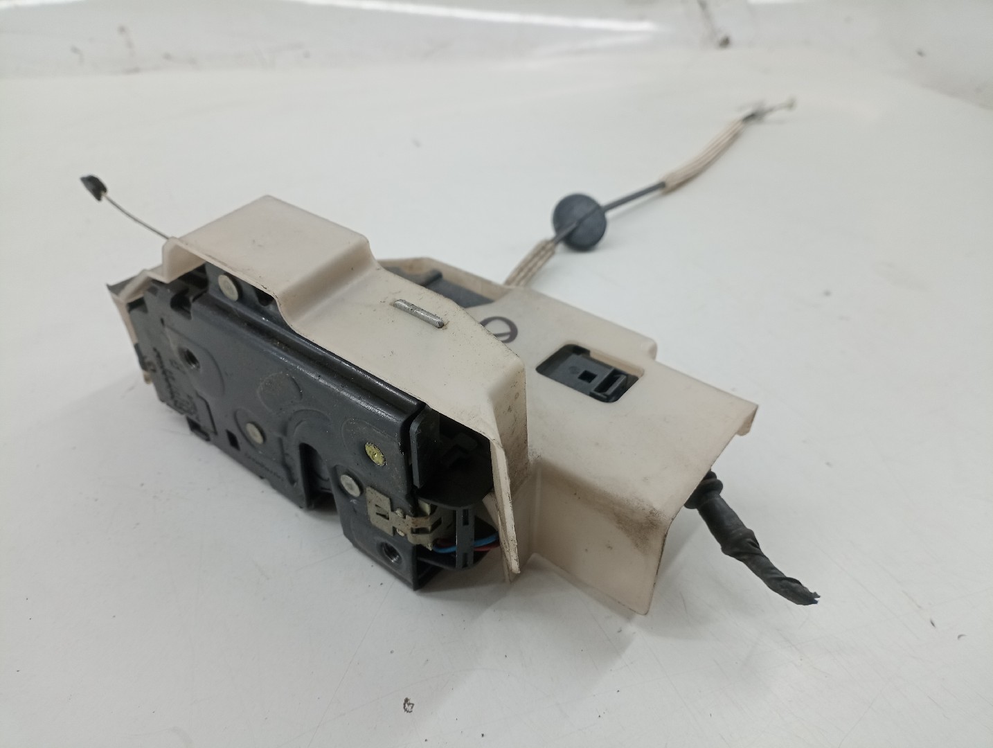 Fecho da Porta VOLKSWAGEN TOUAREG (7LA, 7L6, 7L7) | 02 - 13 Imagem-3