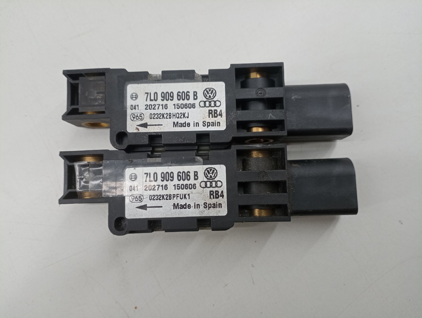 Sensor de Impacto VOLKSWAGEN TOUAREG (7LA, 7L6, 7L7) | 02 - 13 Imagem-2