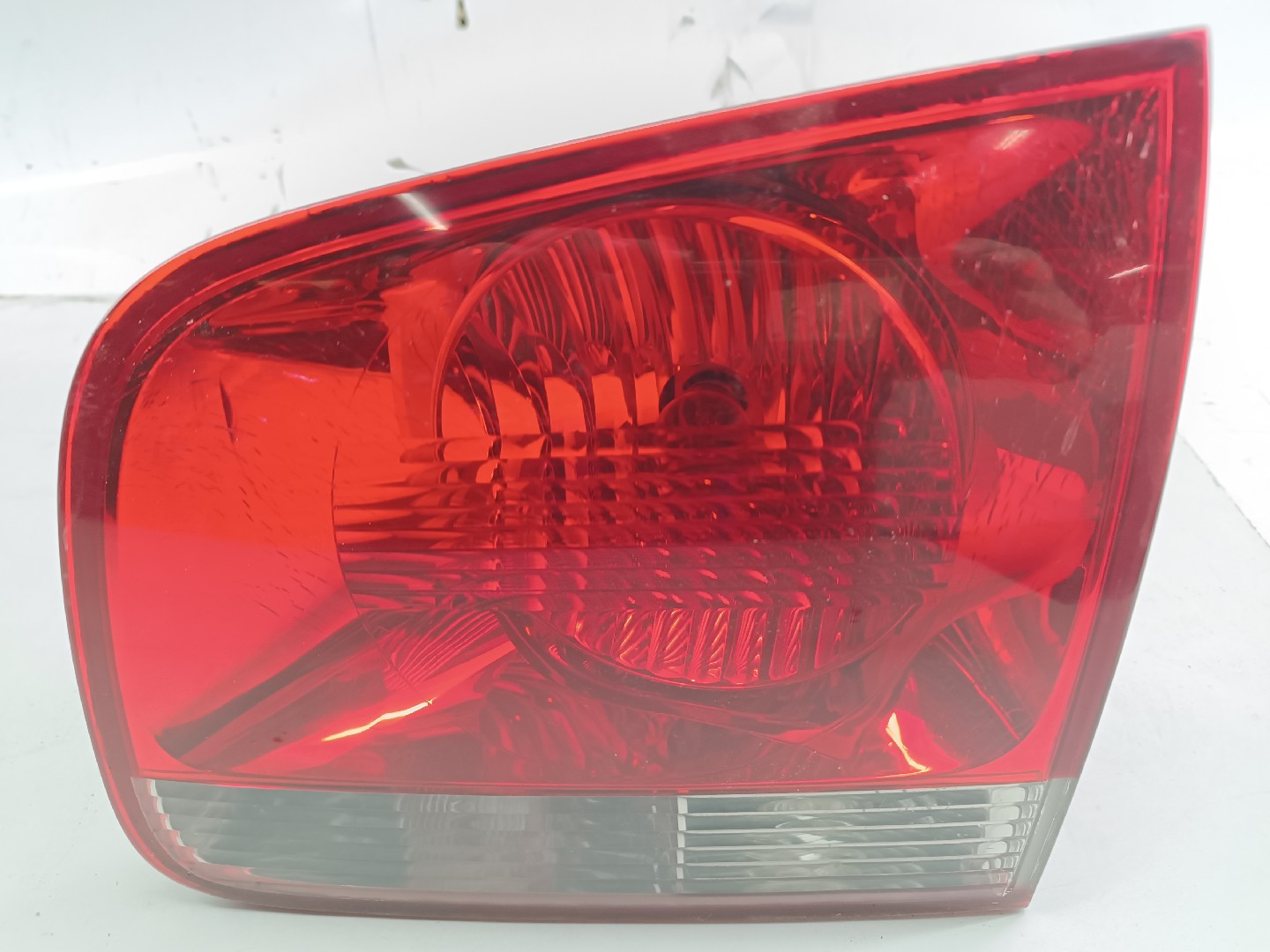 Farolim da Mala Direito VOLKSWAGEN TOUAREG (7LA, 7L6, 7L7) | 02 - 13 Imagem-2