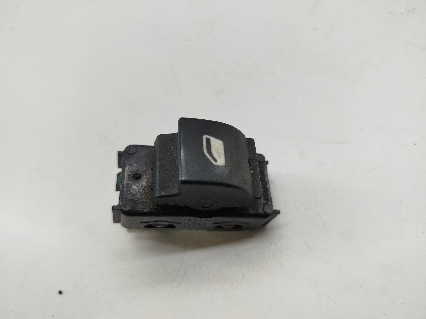 Comutador de vidro frente direito PEUGEOT 308 SW II | 14 -  Imagem-4