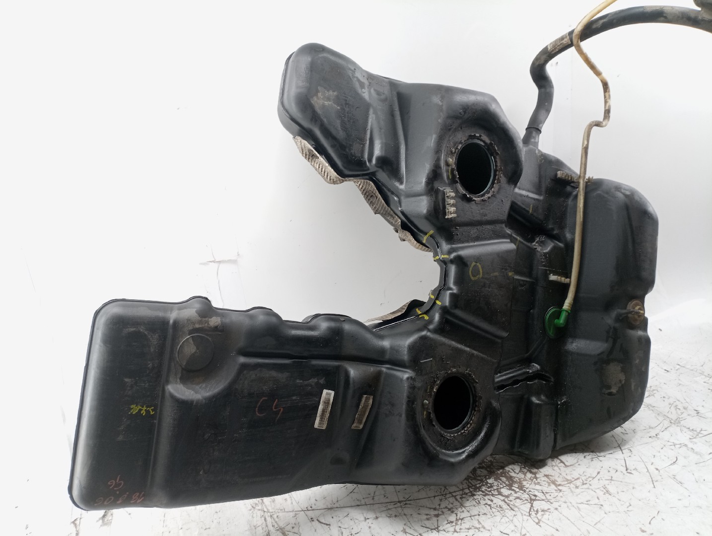 Depósito de Combustível VOLKSWAGEN TOUAREG (7LA, 7L6, 7L7) | 02 - 13 Imagem-4