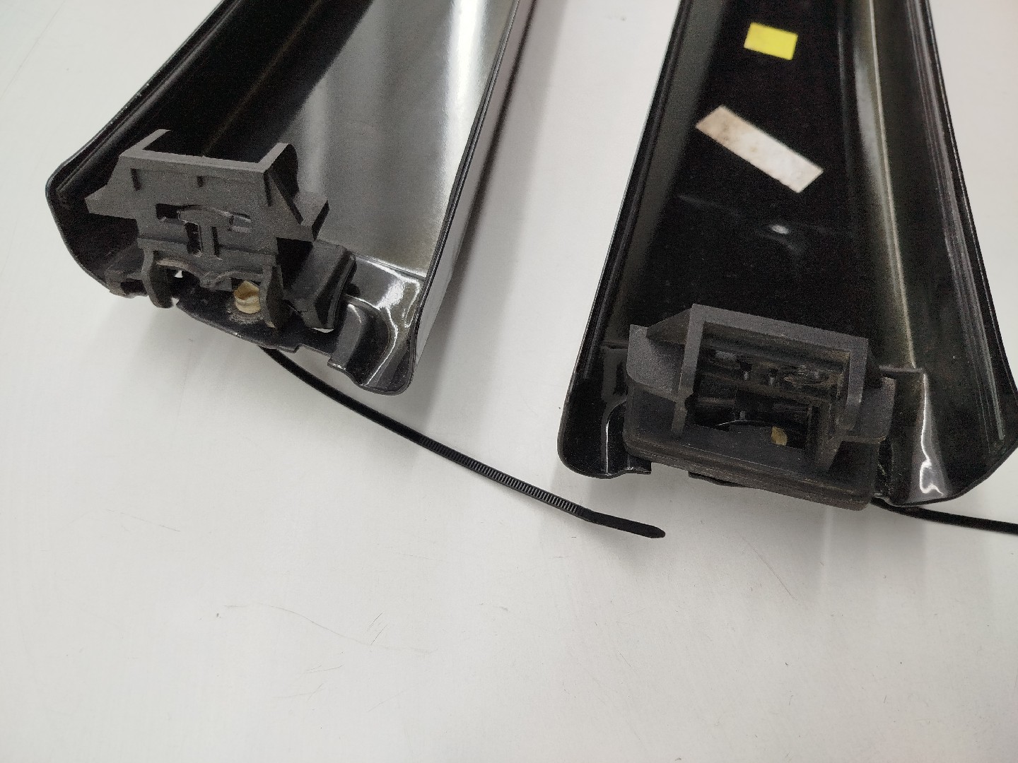 Moldura de pilar VOLKSWAGEN TOUAREG (7LA, 7L6, 7L7) | 02 - 13 Imagem-3