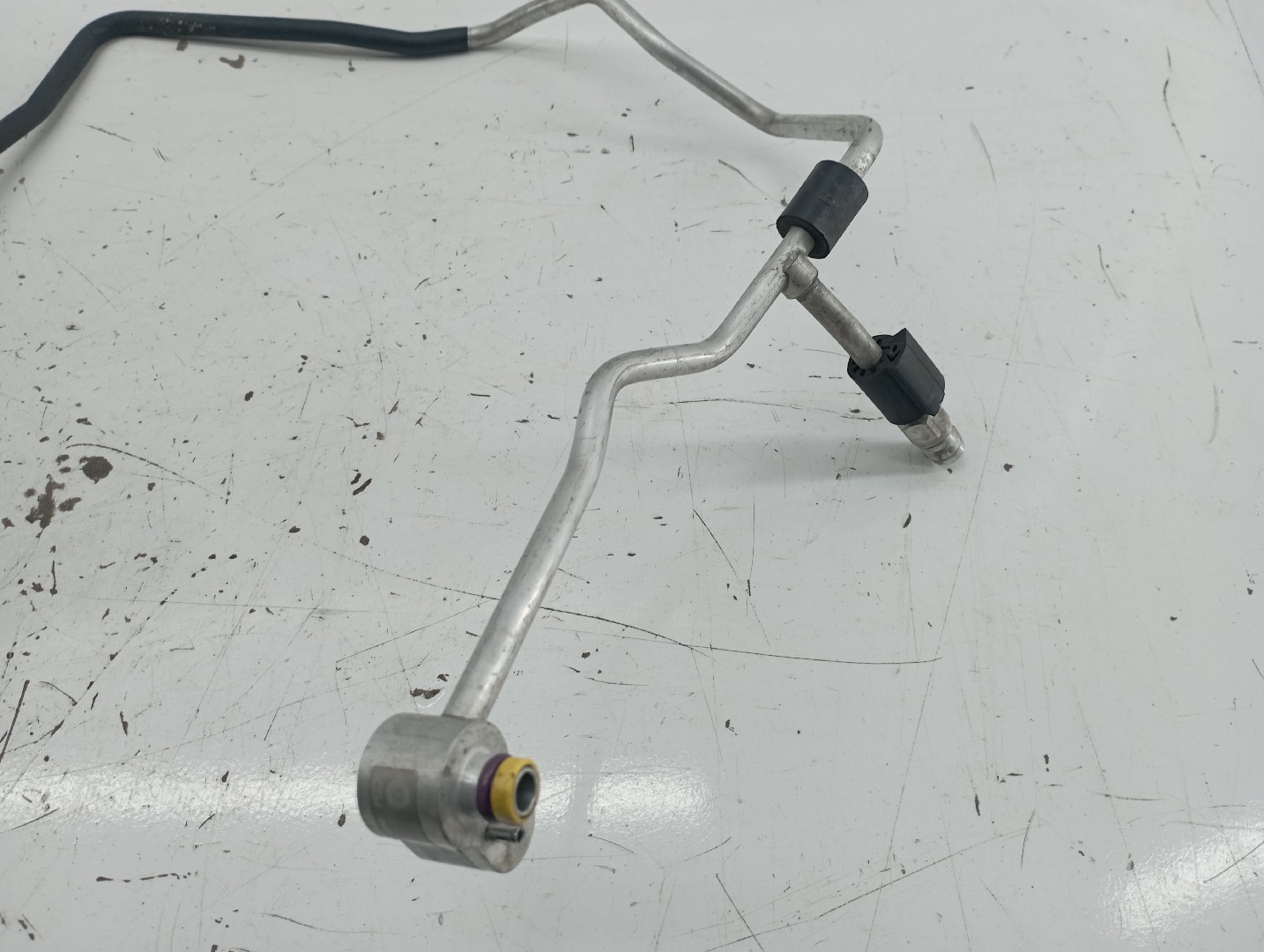 Tubo de Ar condicionado VOLKSWAGEN TOUAREG (7LA, 7L6, 7L7) | 02 - 13 Imagem-2