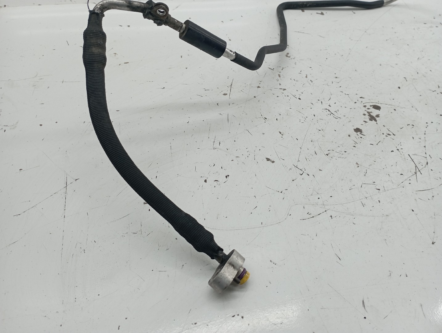 Tubo de Ar condicionado VOLKSWAGEN TOUAREG (7LA, 7L6, 7L7) | 02 - 13 Imagem-1