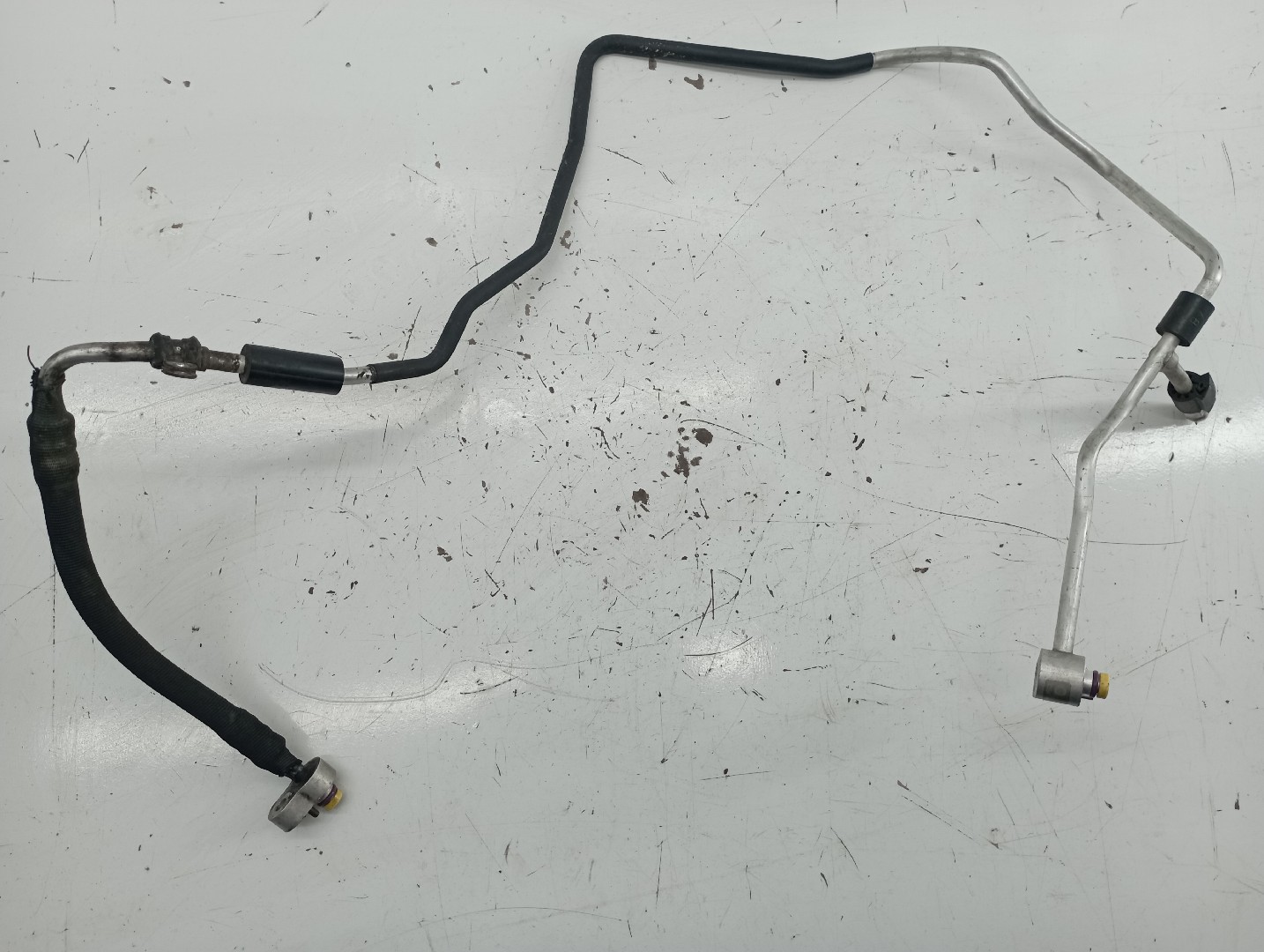 Tubo de Ar condicionado VOLKSWAGEN TOUAREG (7LA, 7L6, 7L7) | 02 - 13