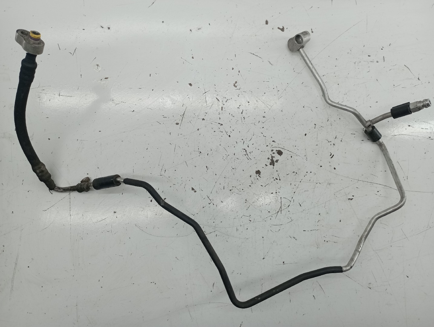 Tubo de Ar condicionado VOLKSWAGEN TOUAREG (7LA, 7L6, 7L7) | 02 - 13 Imagem-6