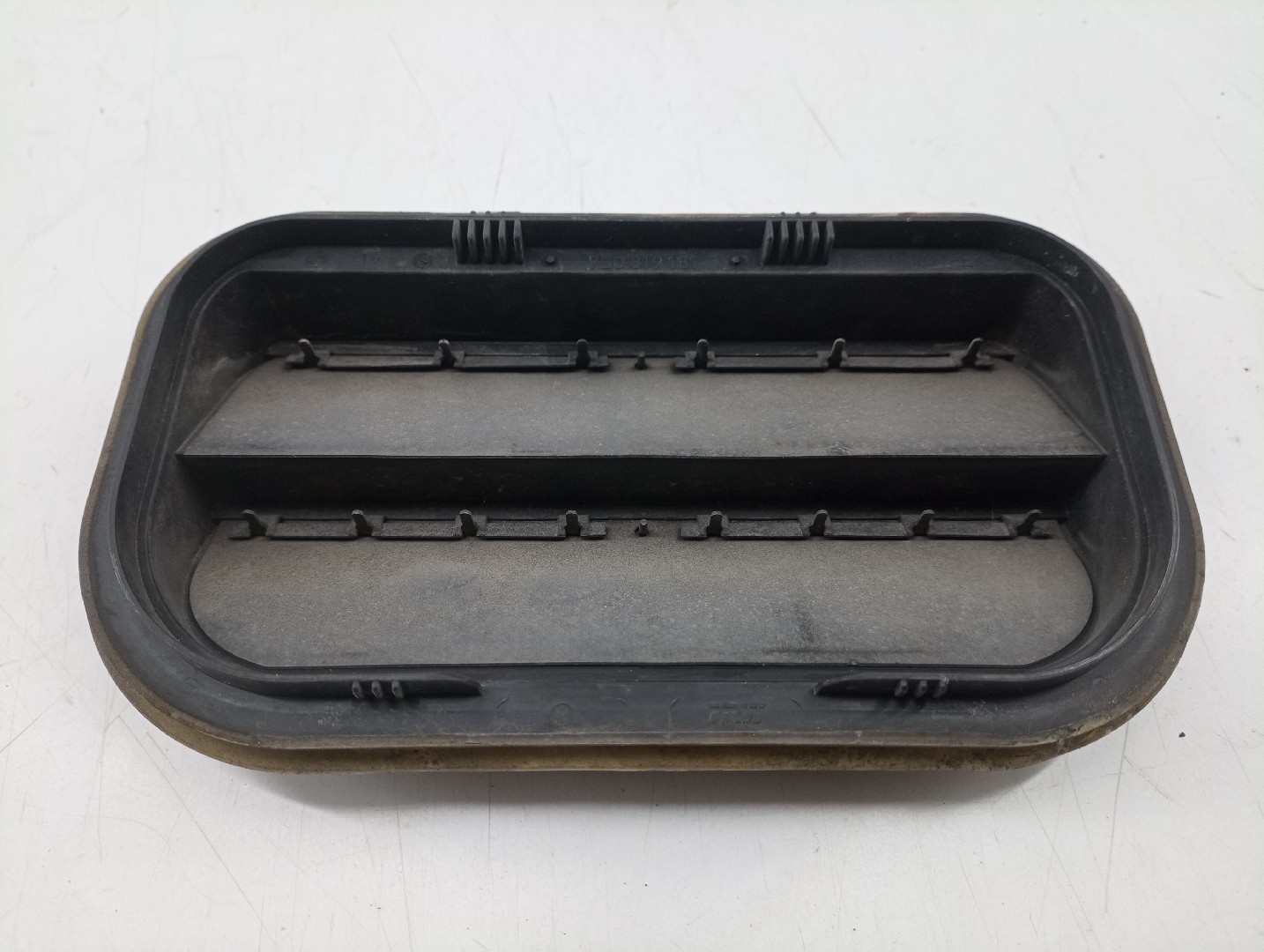 Painel de Ventilação da Carroceria VOLKSWAGEN TOUAREG (7LA, 7L6, 7L7) | 02 - 13