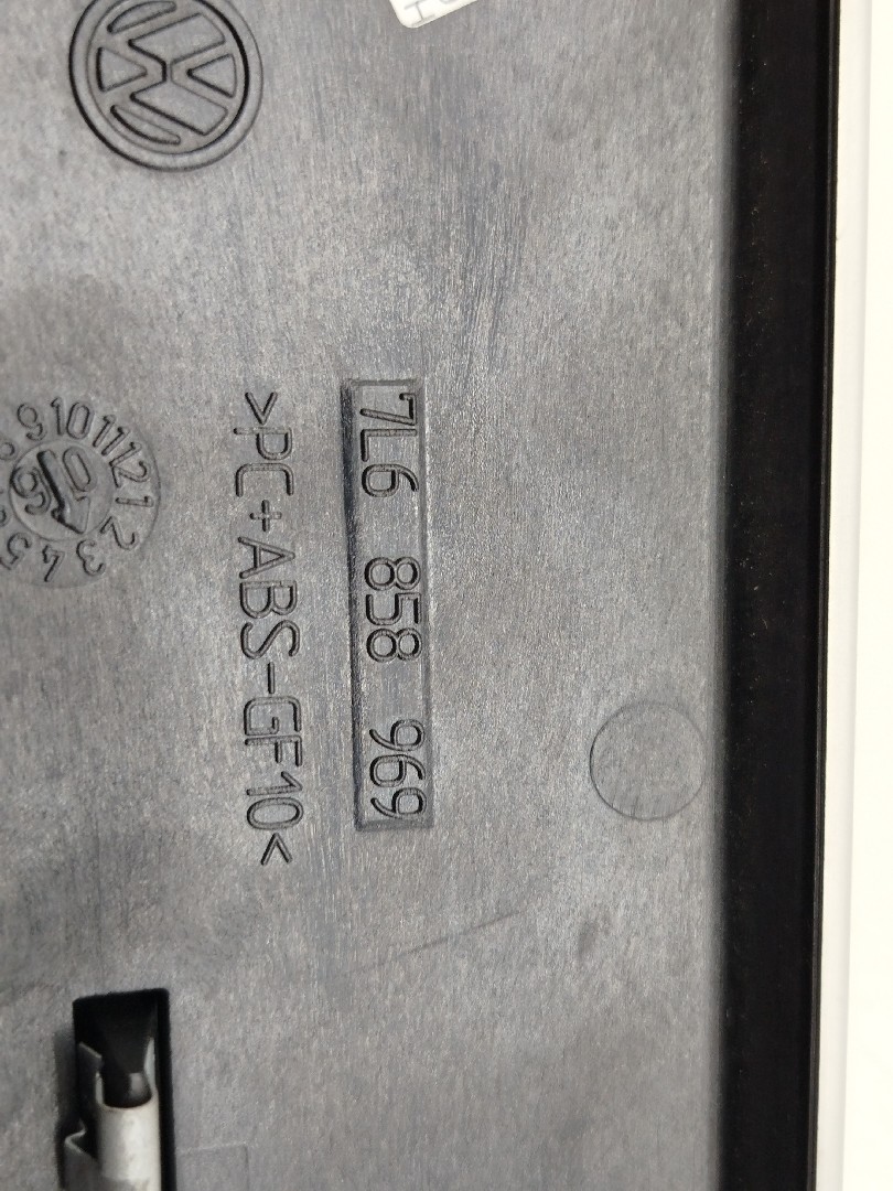 Friso do Tablier VOLKSWAGEN TOUAREG (7LA, 7L6, 7L7) | 02 - 13 Imagem-2