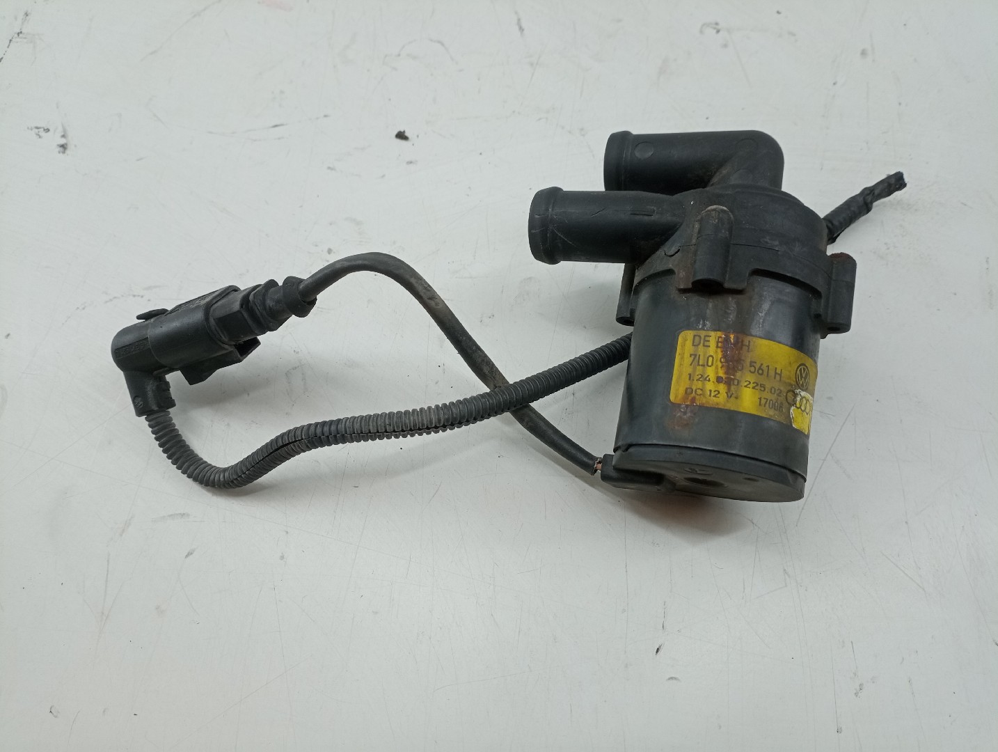 Bomba de agua VOLKSWAGEN TOUAREG (7LA, 7L6, 7L7) | 02 - 13 Imagem-3