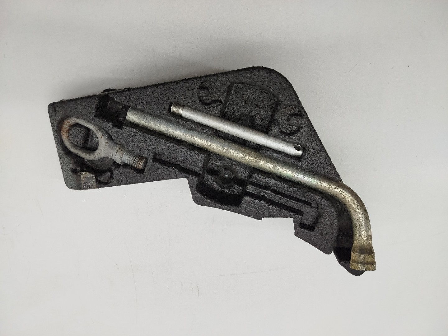 Kit Ferramenta VOLKSWAGEN TOUAREG (7LA, 7L6, 7L7) | 02 - 13