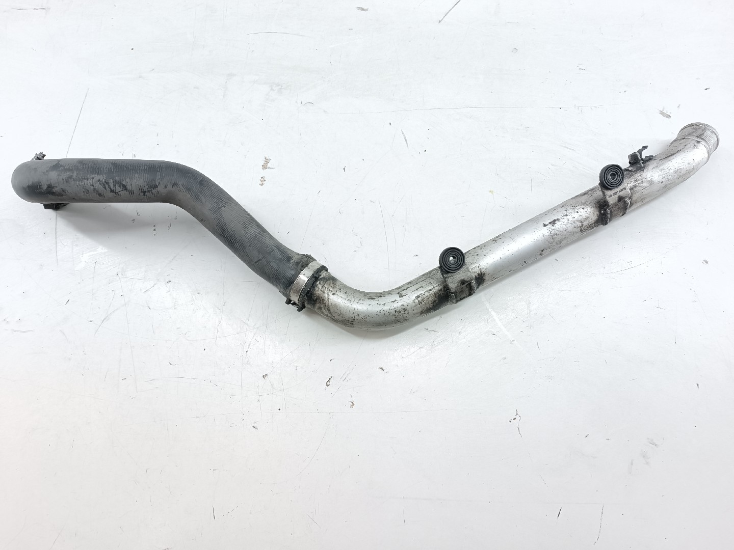 Tubagem do Intercooler VOLKSWAGEN TOUAREG (7LA, 7L6, 7L7) | 02 - 13 Imagem-3