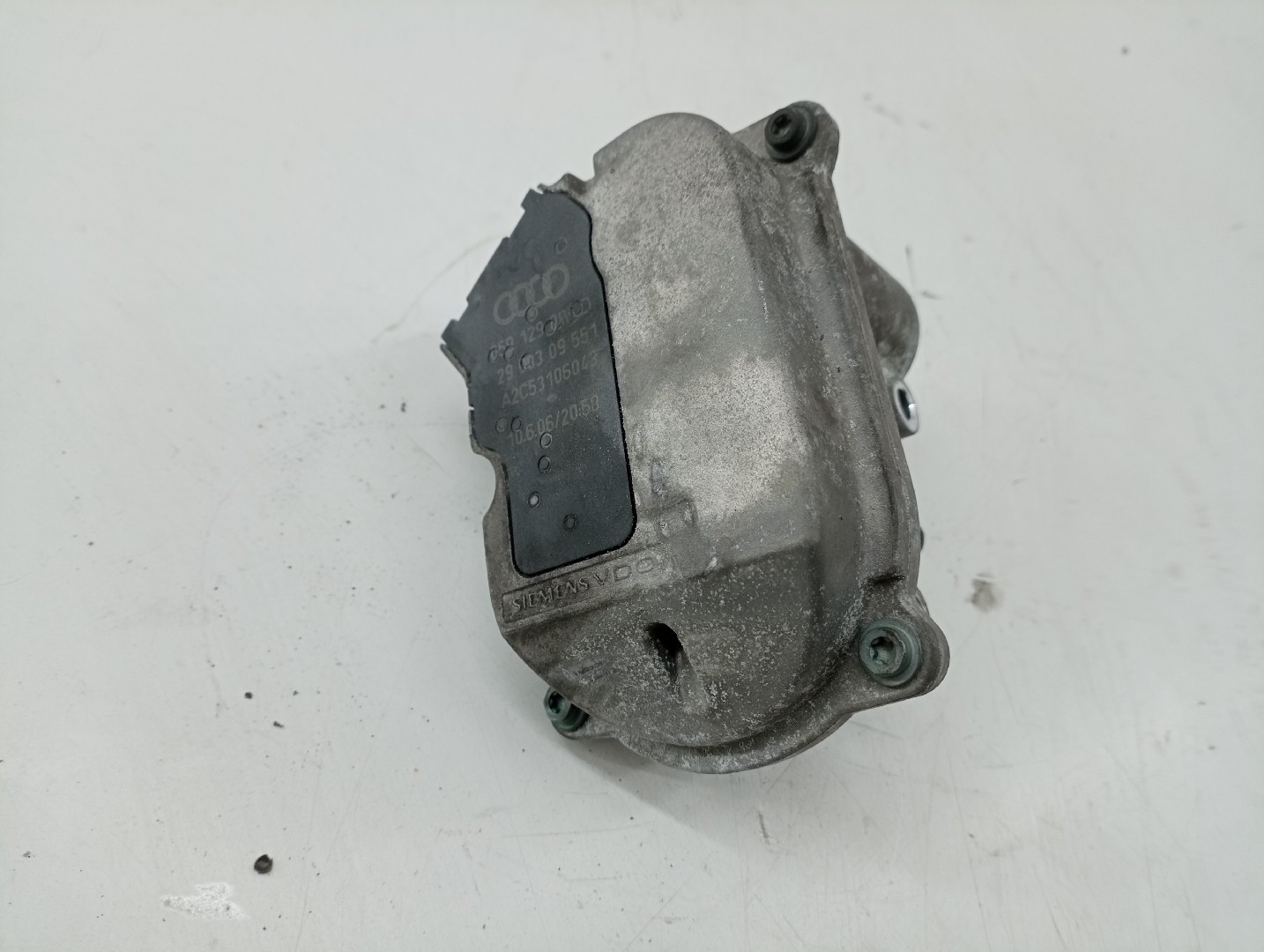 Atuador do coletor de admissão VOLKSWAGEN TOUAREG (7LA, 7L6, 7L7) | 02 - 13