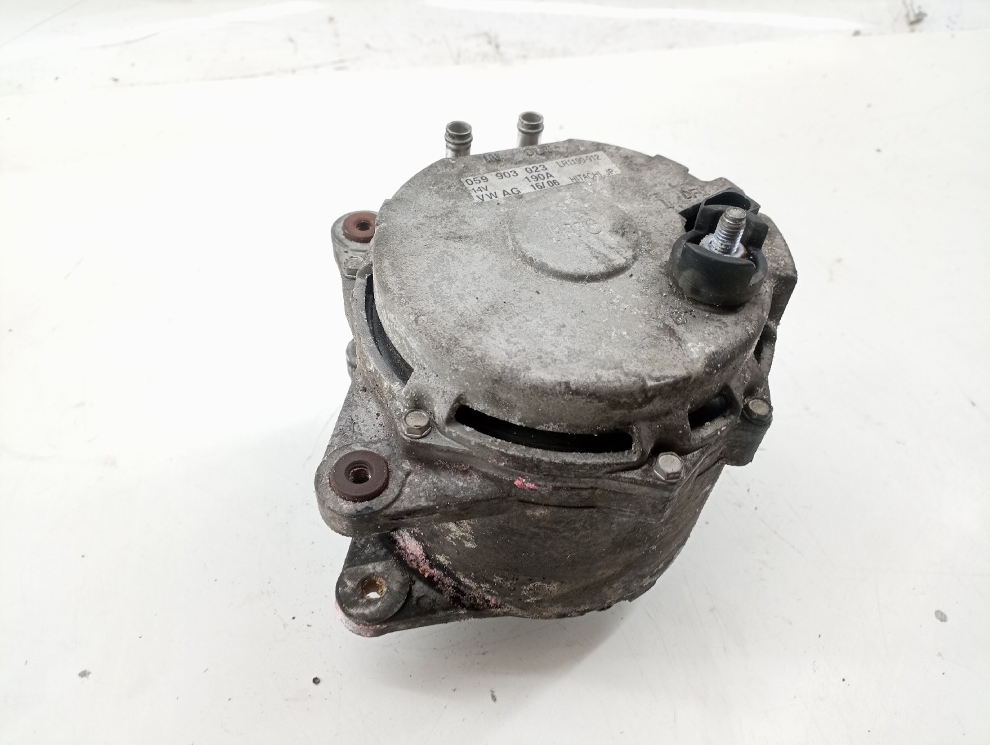 Alternador VOLKSWAGEN TOUAREG (7LA, 7L6, 7L7) | 02 - 13