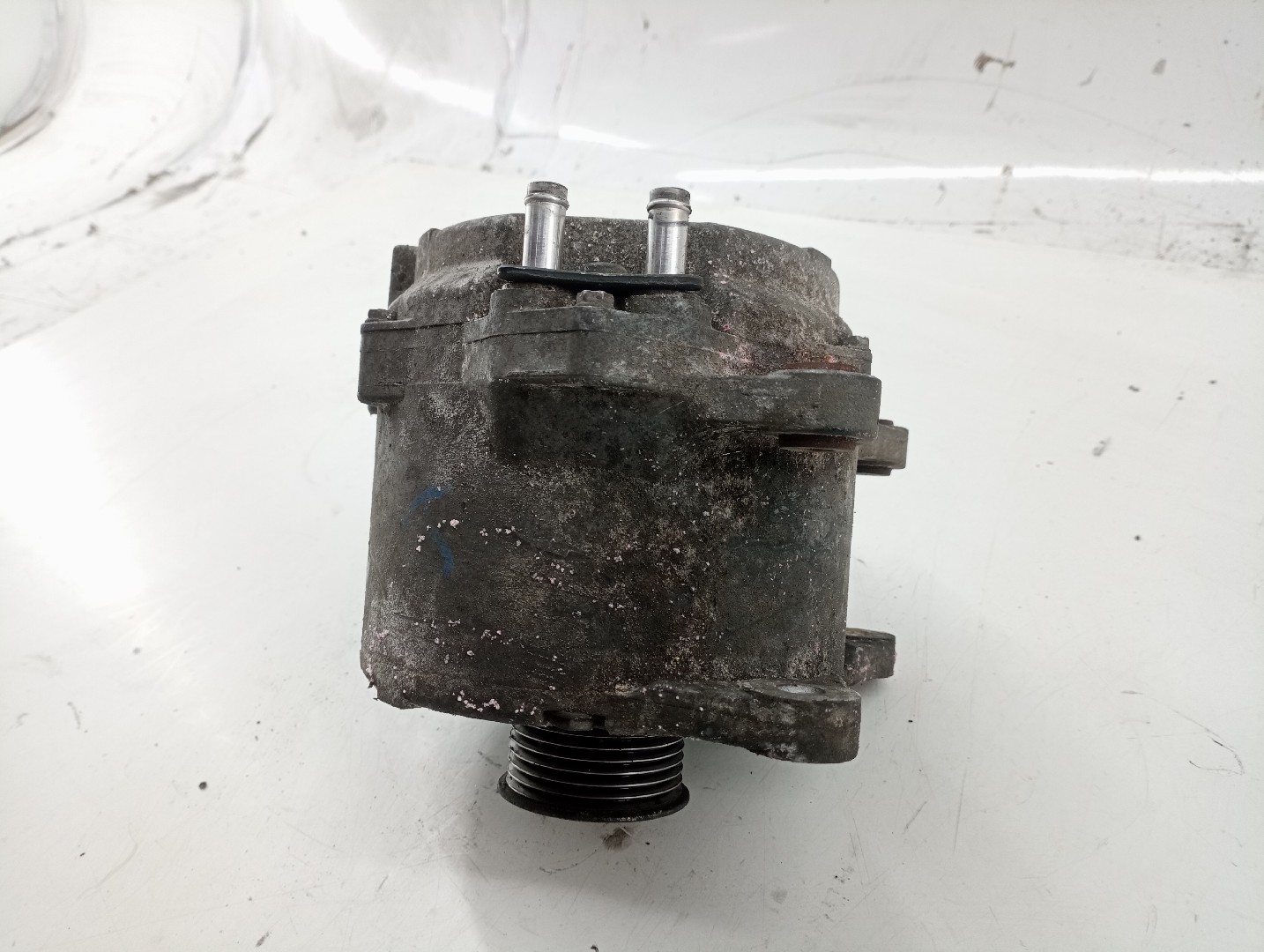 Alternador VOLKSWAGEN TOUAREG (7LA, 7L6, 7L7) | 02 - 13 Imagem-4